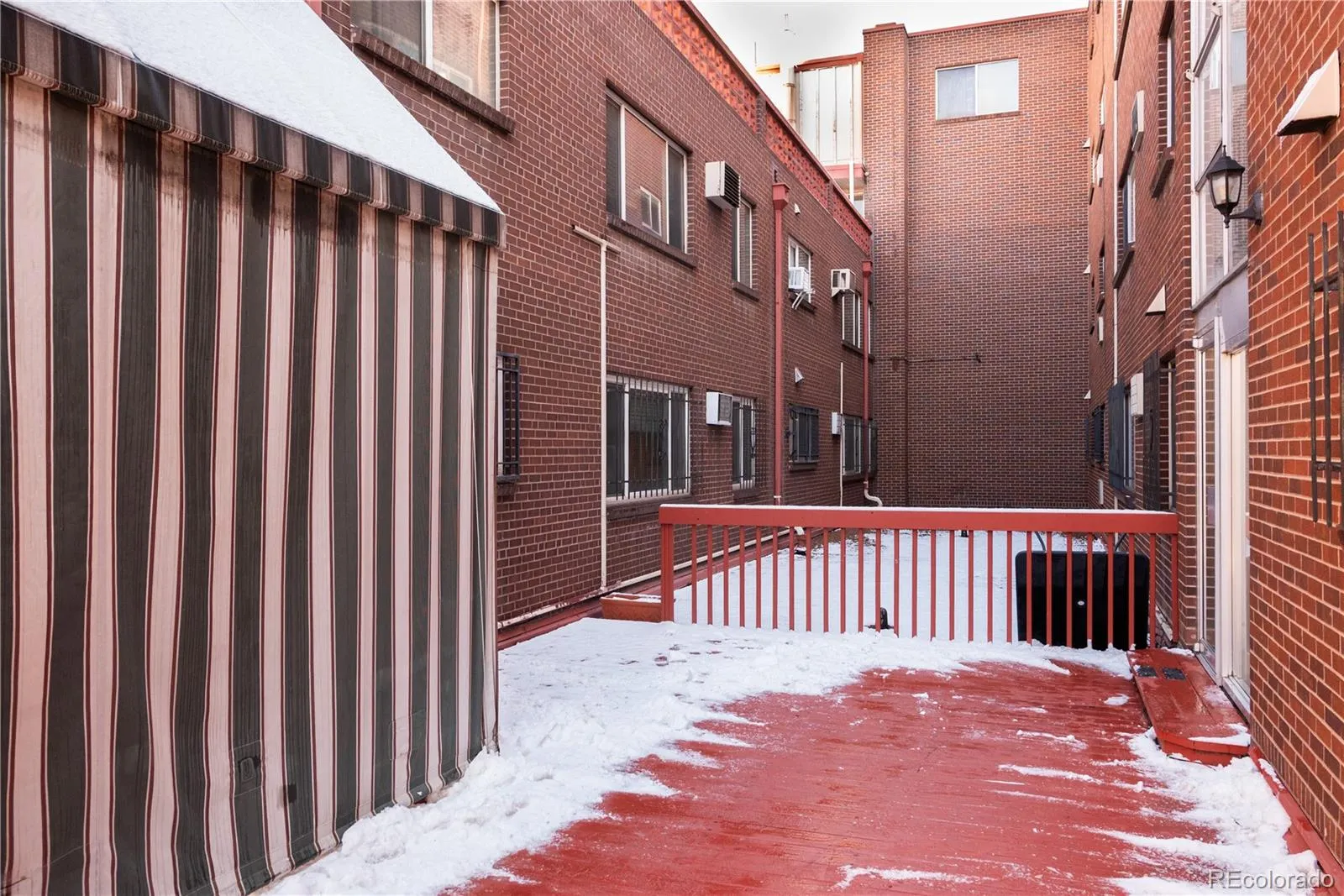 04212026170959 1600 33