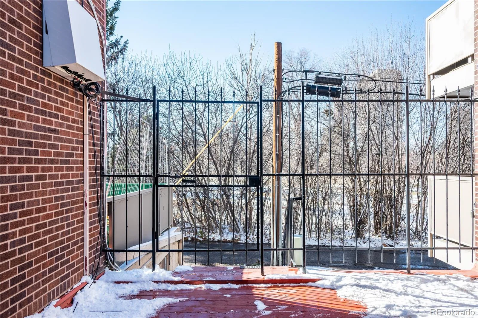 04212026170959 1600 34