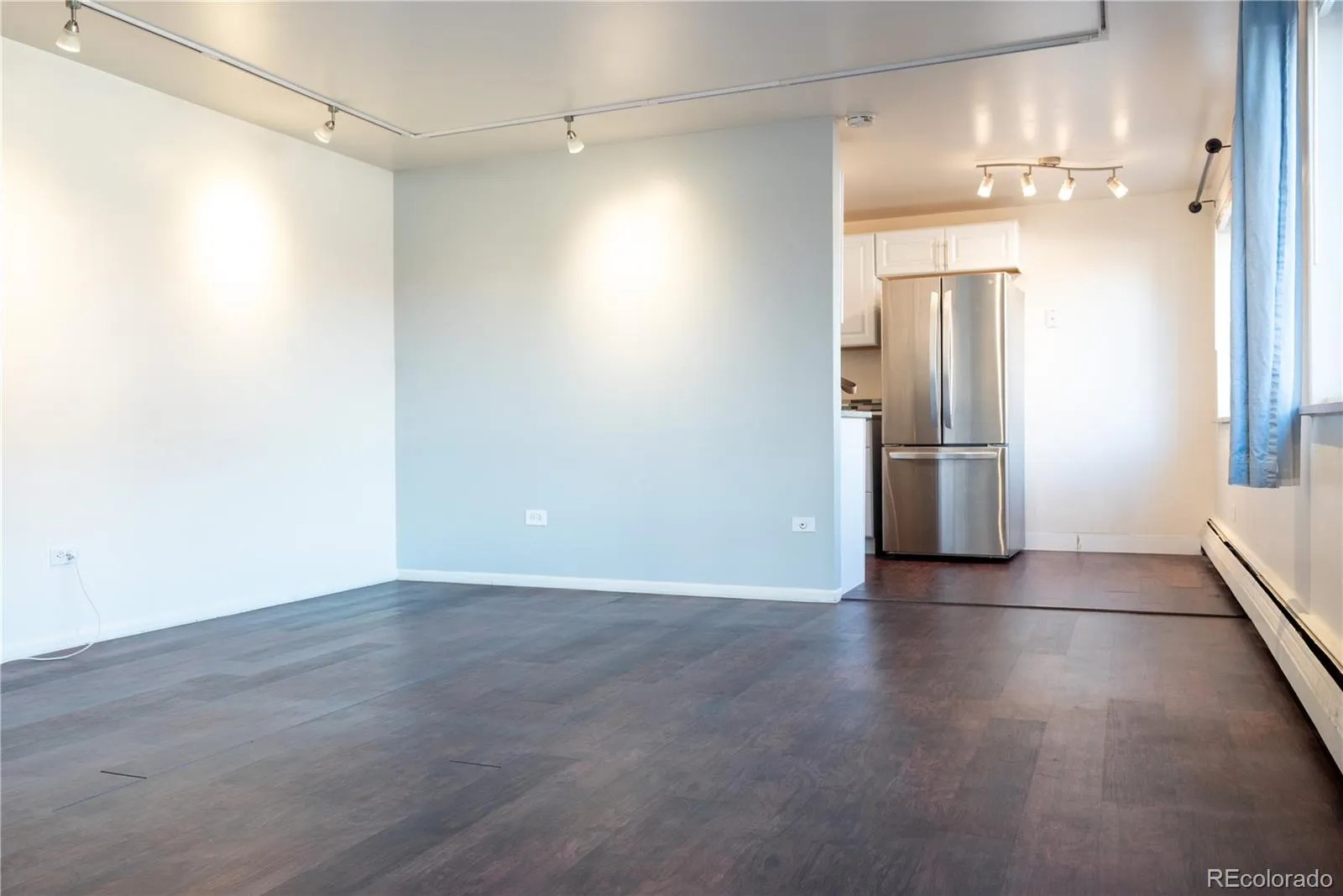 04212026170959 1600 8