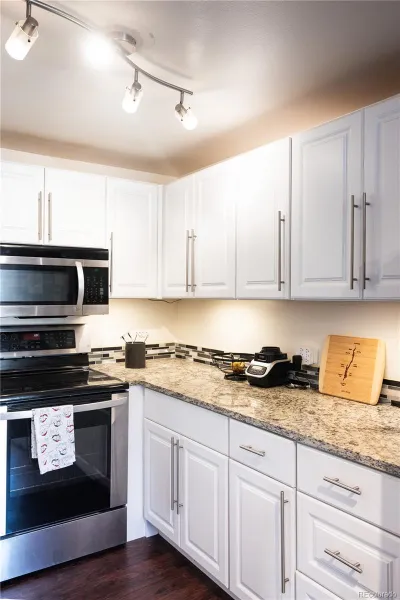 04212026170959 800 10