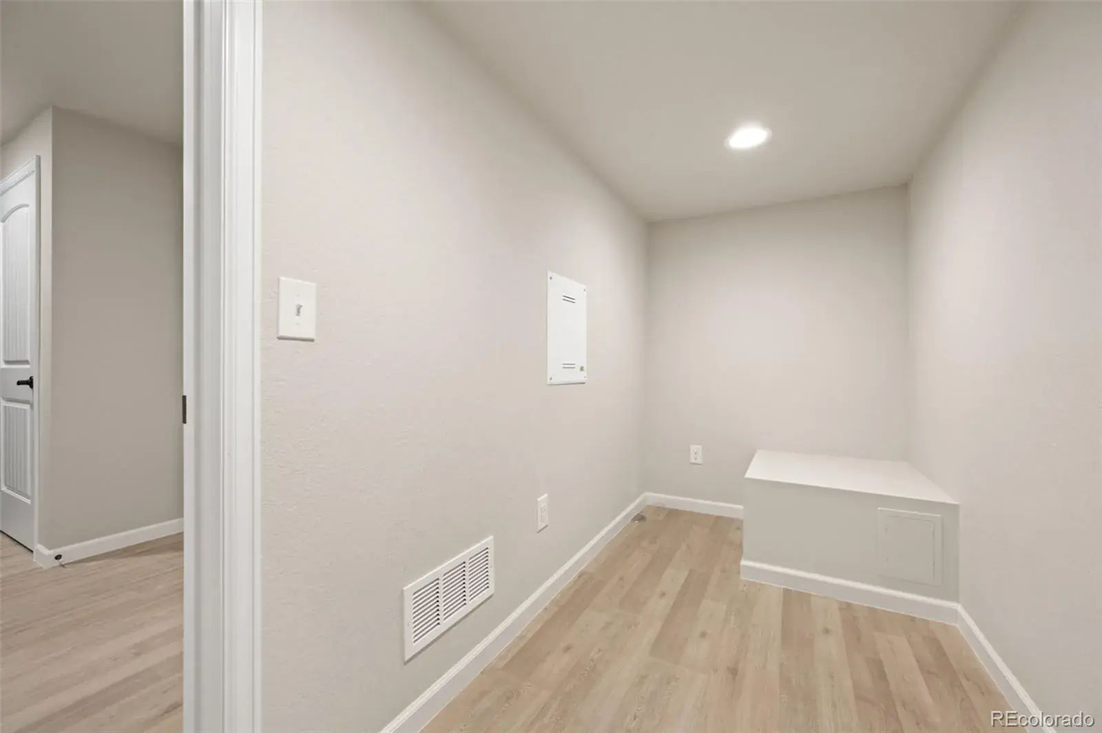 02192026012630 1600 44