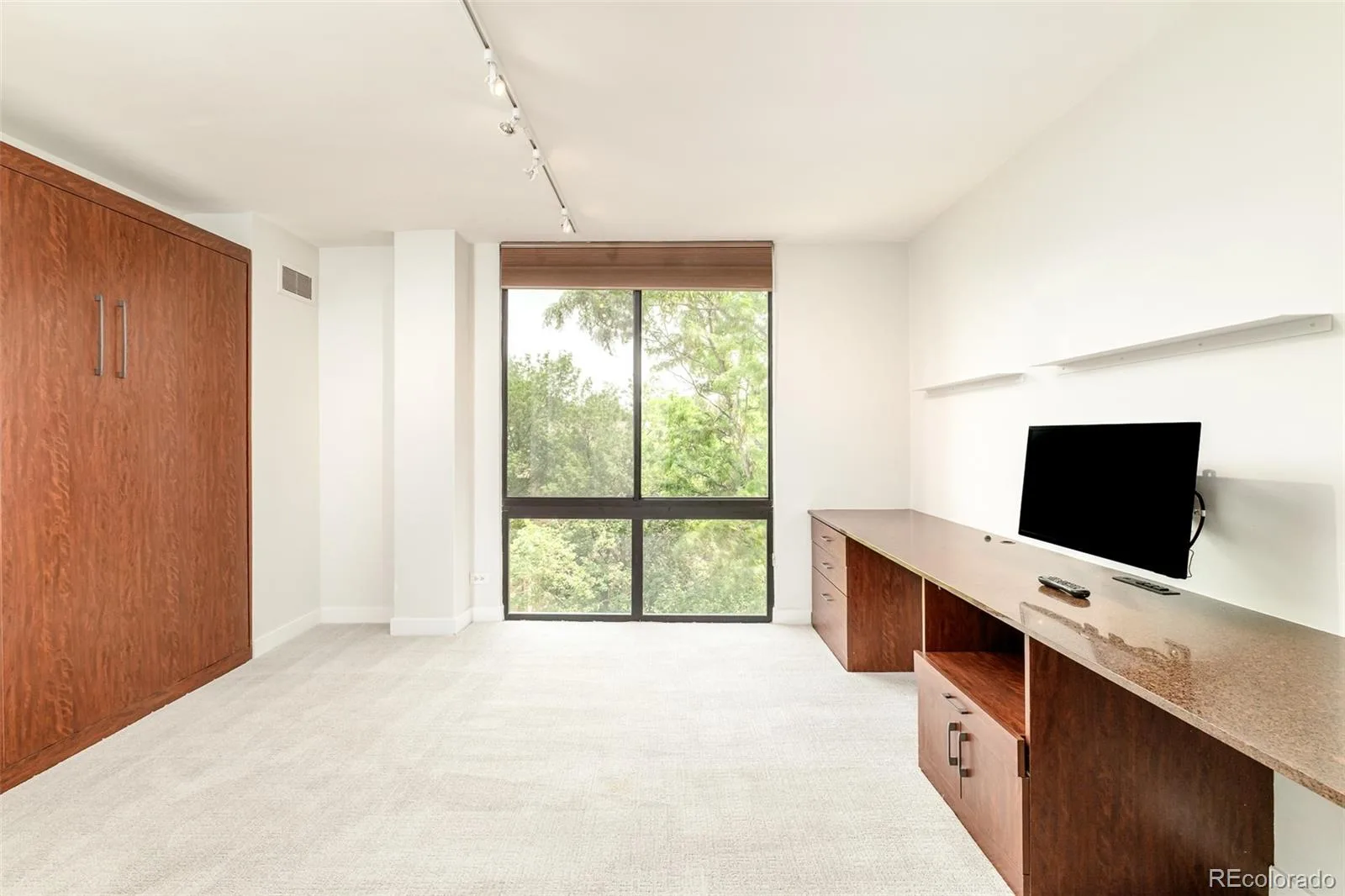 1111 Race Street #4B Denver CO 80206 MLS #REC5440449 07122026005426 1600 24