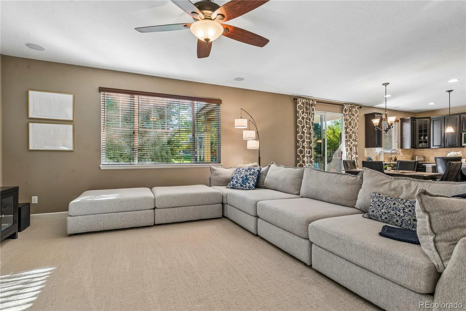 6320 S Langdale Way Aurora CO 80016 | MLS #REC5440458 10062026034725 1600 10