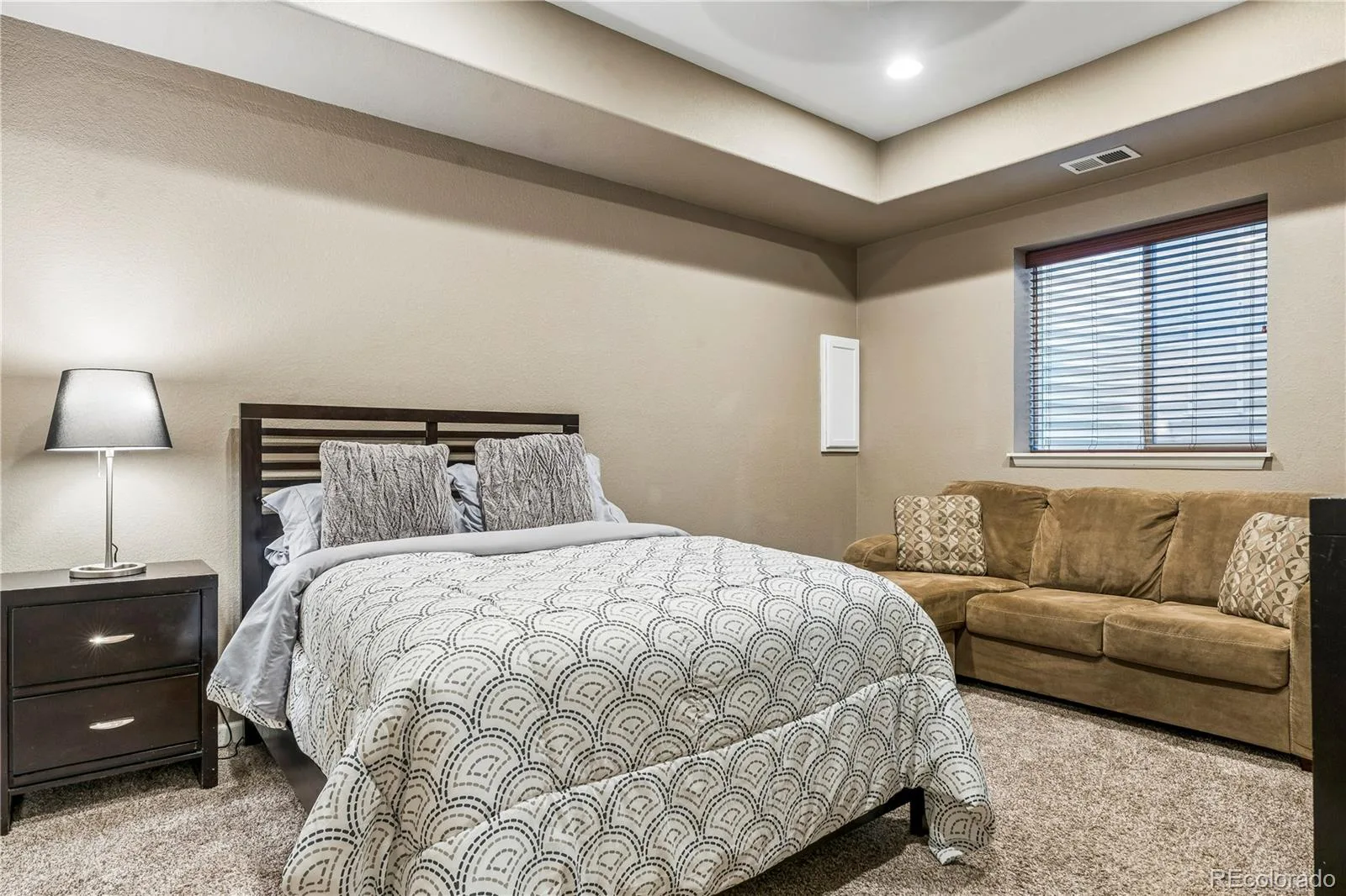 6320 S Langdale Way Aurora CO 80016 | MLS #REC5440458 10062026034725 1600 31