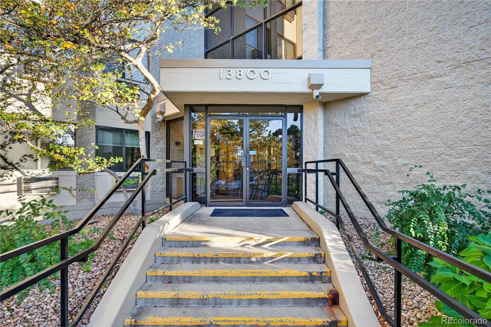 13800 E Marina Drive #104 Aurora CO 80014 MLS #REC5441922 10242025165116 1600 24
