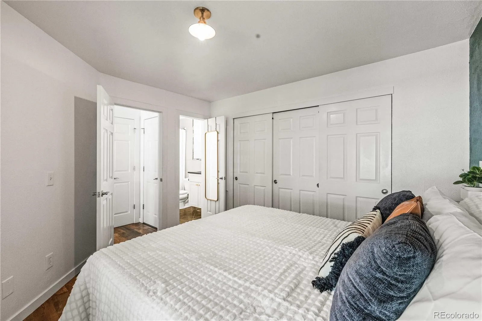 910 S Dahlia Street #A Denver CO 80246 | MLS #REC5442016 08292026175319 1600 13