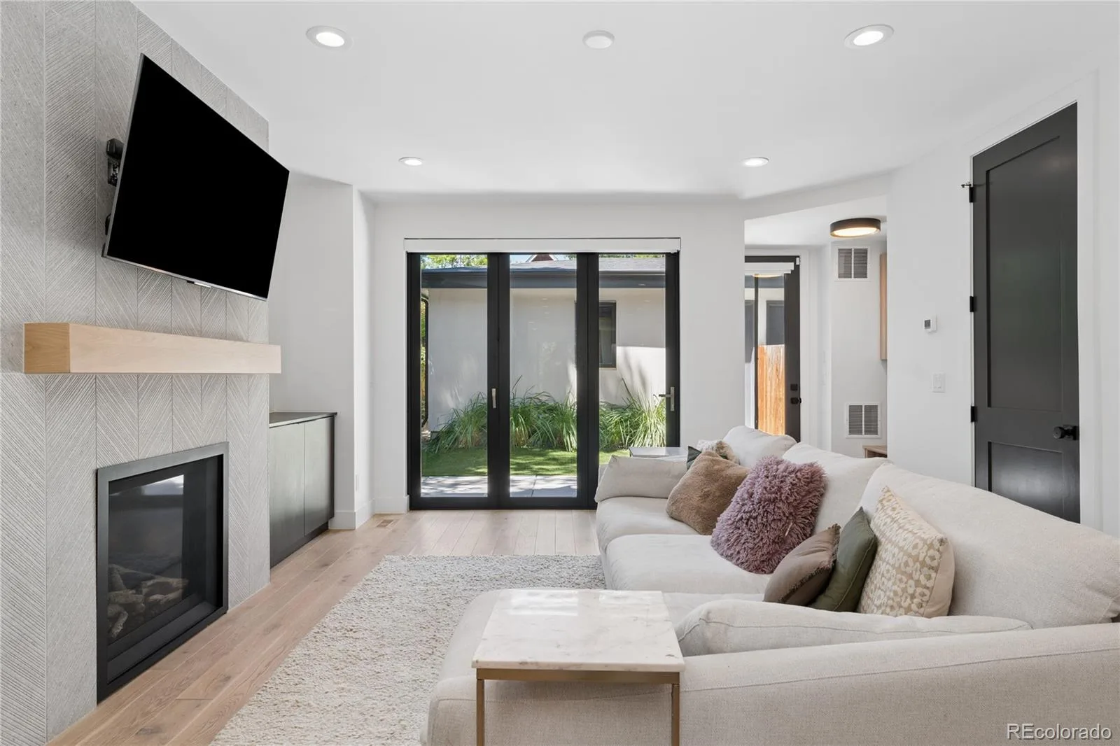1231 Garfield Street Denver CO 80206 MLS #REC5442101 06162026180642 1600 10