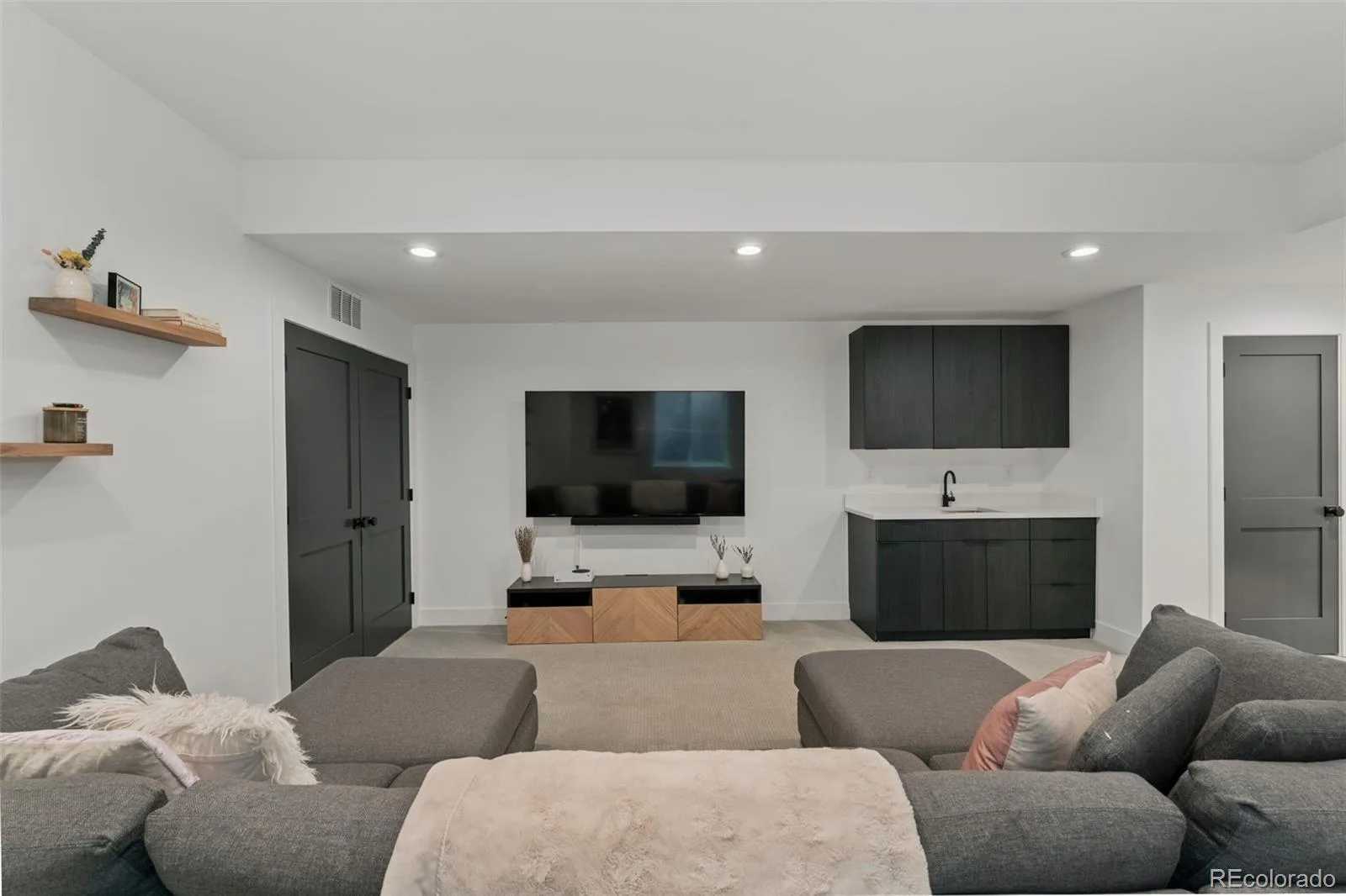 1231 Garfield Street Denver CO 80206 MLS #REC5442101 06162026180642 1600 31