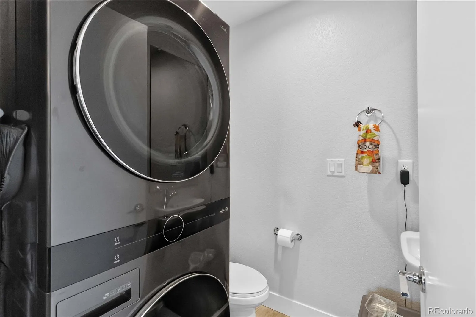 5544 W 10th Place Denver CO 80214 | MLS #REC5443068 08142026221646 1600 8