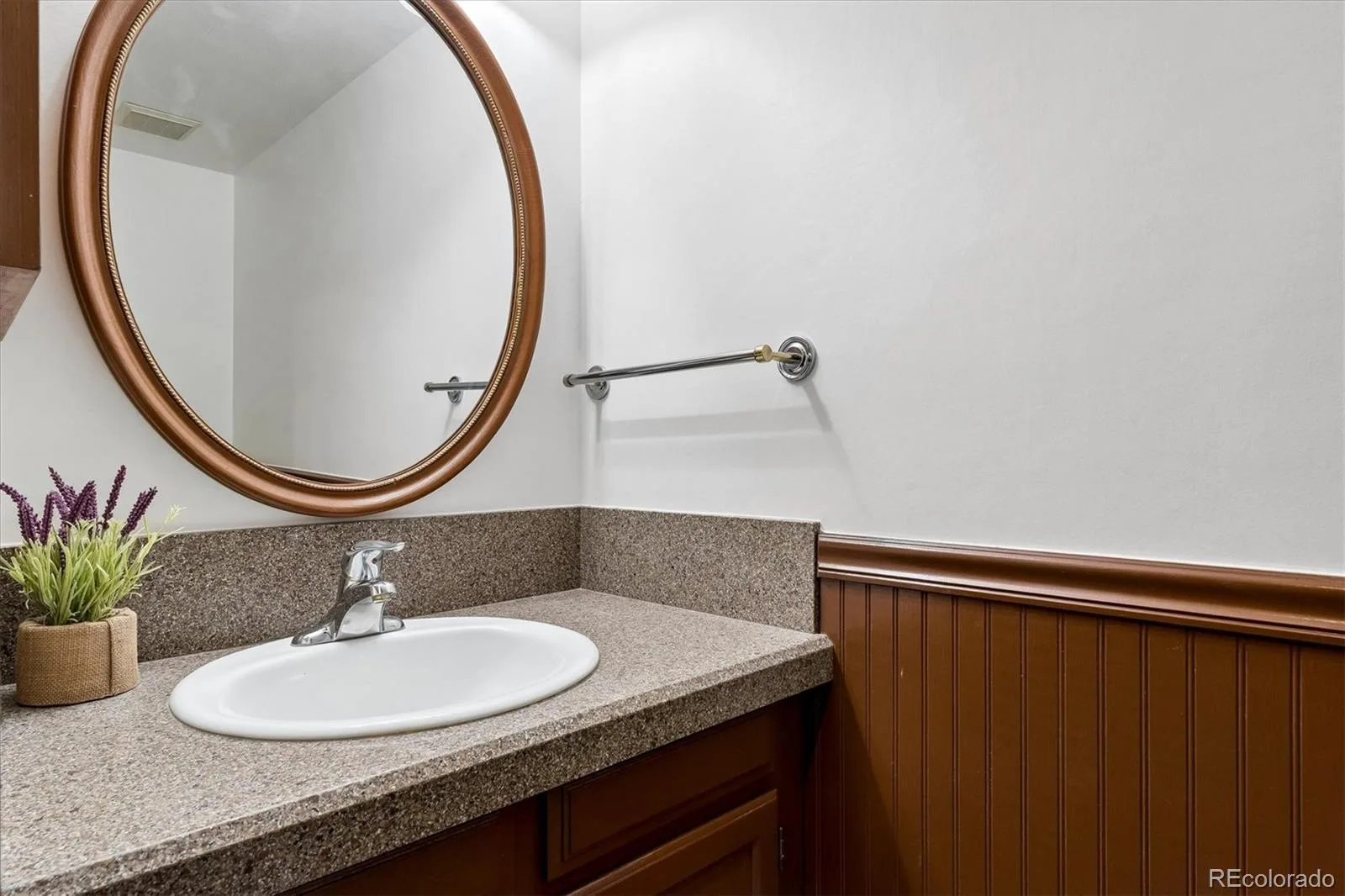 2763 W Long Drive #B Littleton CO 80120 | MLS #REC5443879 06122026142955 1600 10