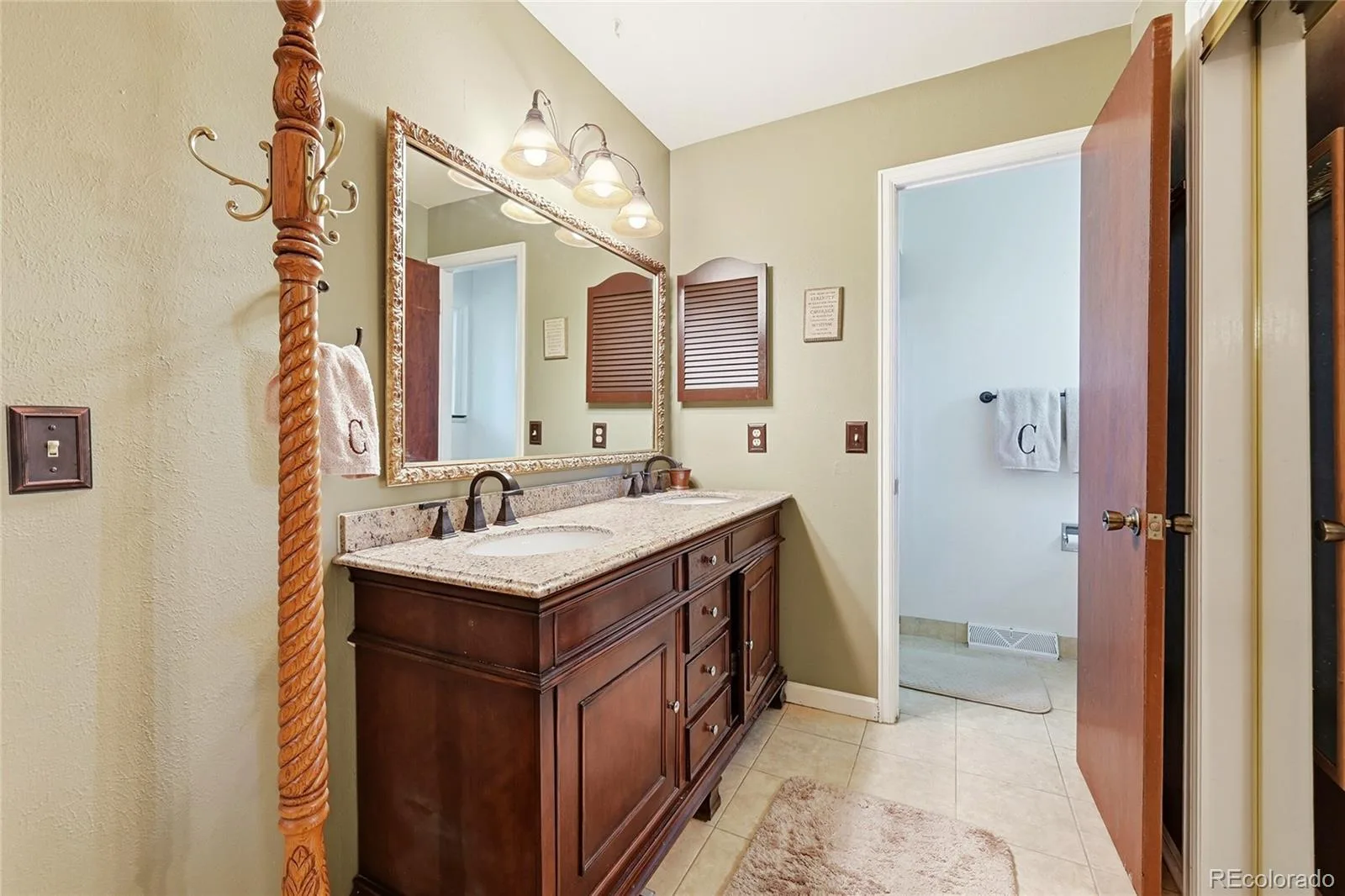 1487 S Macon Street Aurora CO 80012 MLS #REC5444712 06112026174912 1600 24