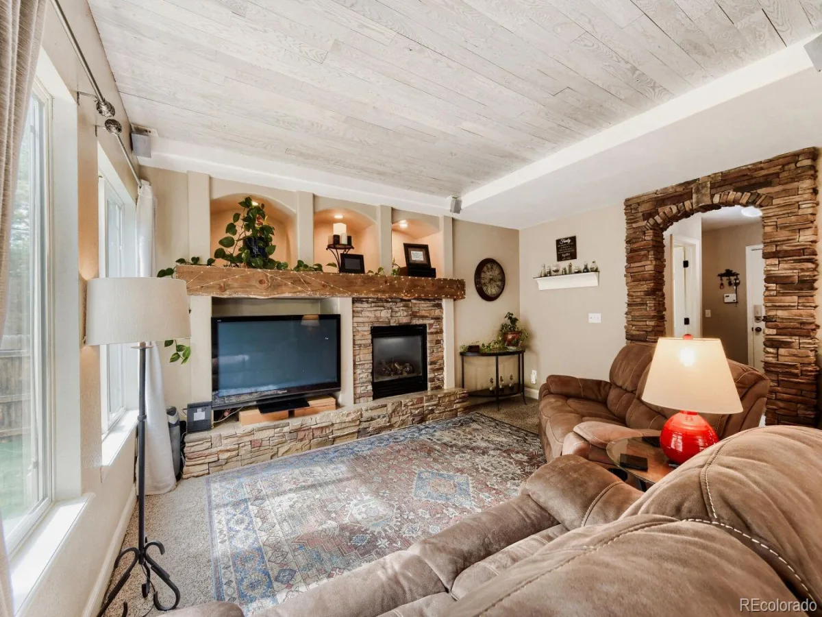 7881 Canvasback Circle Littleton CO 80125 | MLS #REC5444798 06302026032726 1200 6