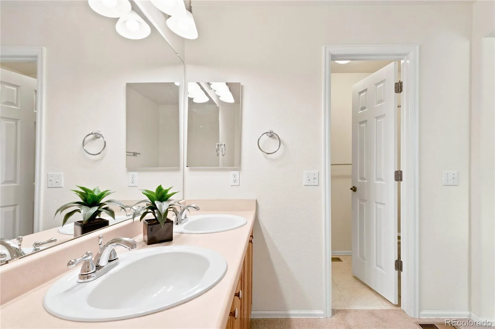 6172 Terry Court Golden CO 80403 | MLS #REC5447161 08072026230238 1600 17