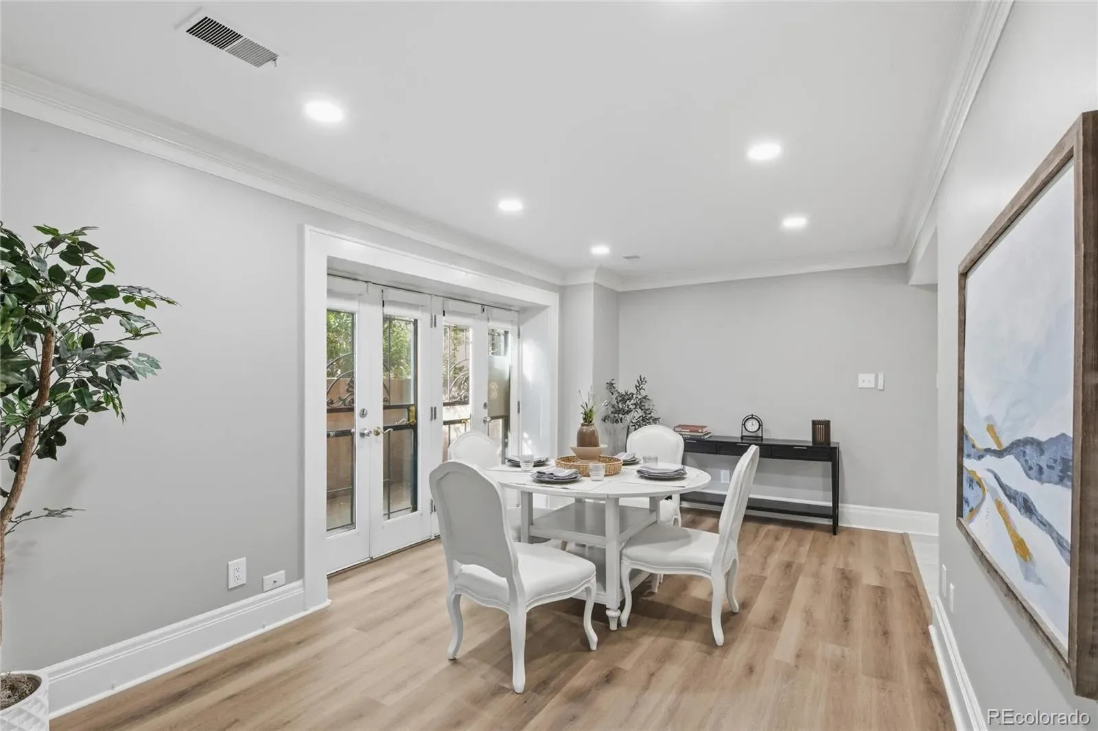 03232026223924 1600 8