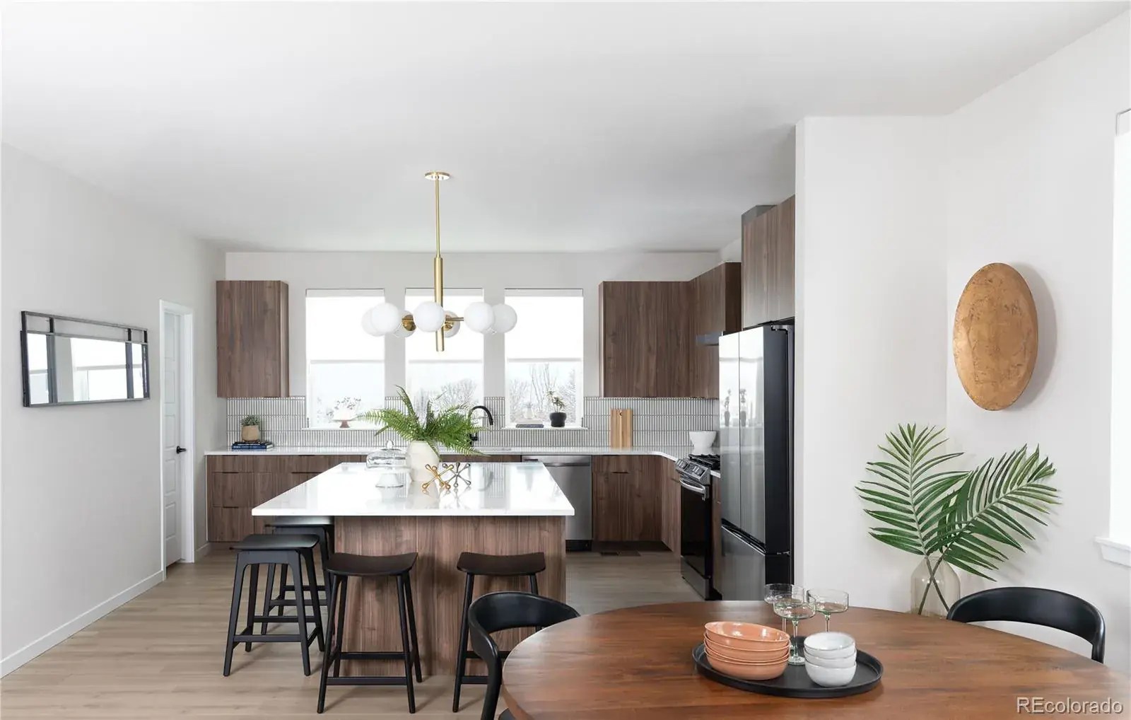 08072025190030 1600 11