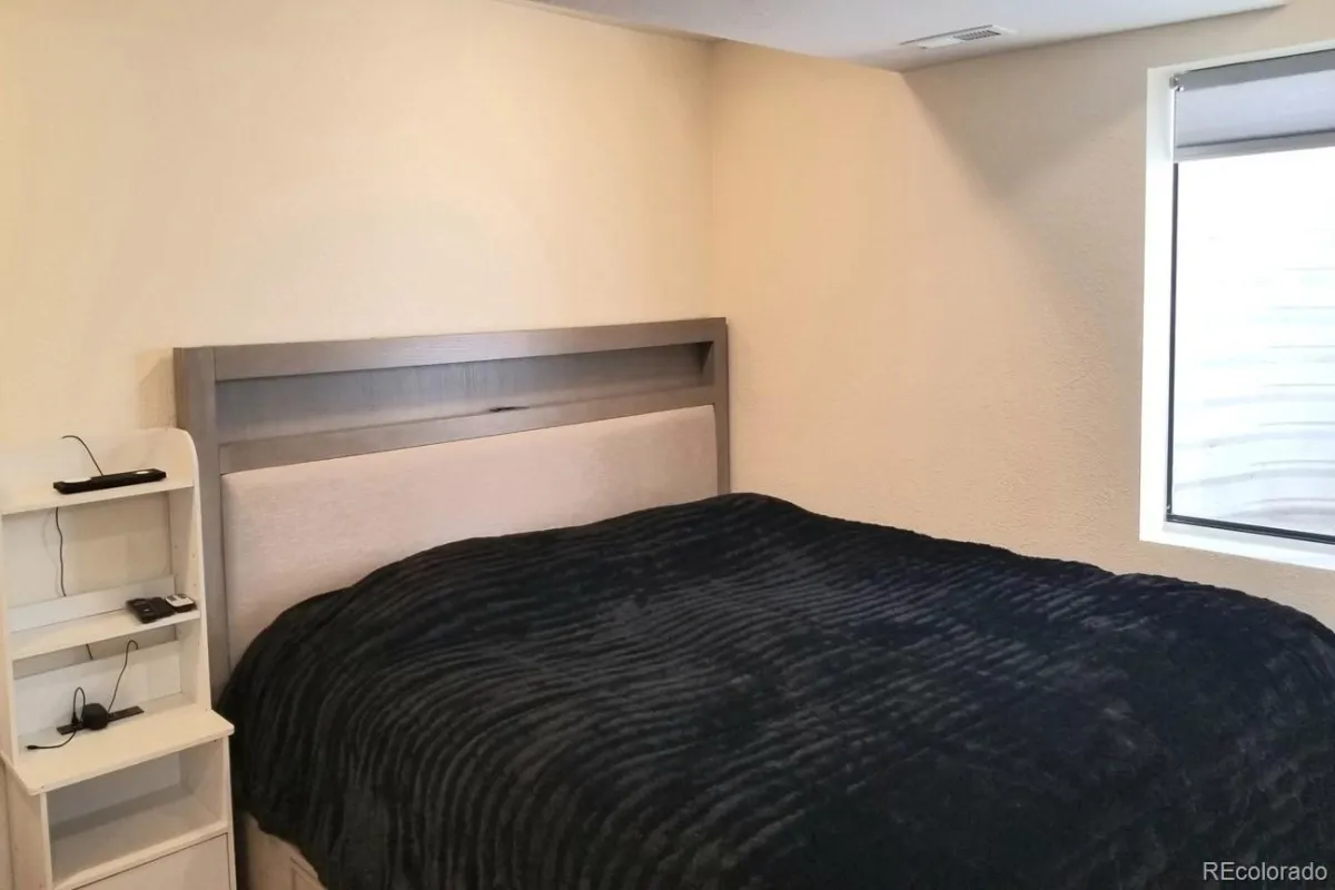 04132026163743 1200 32