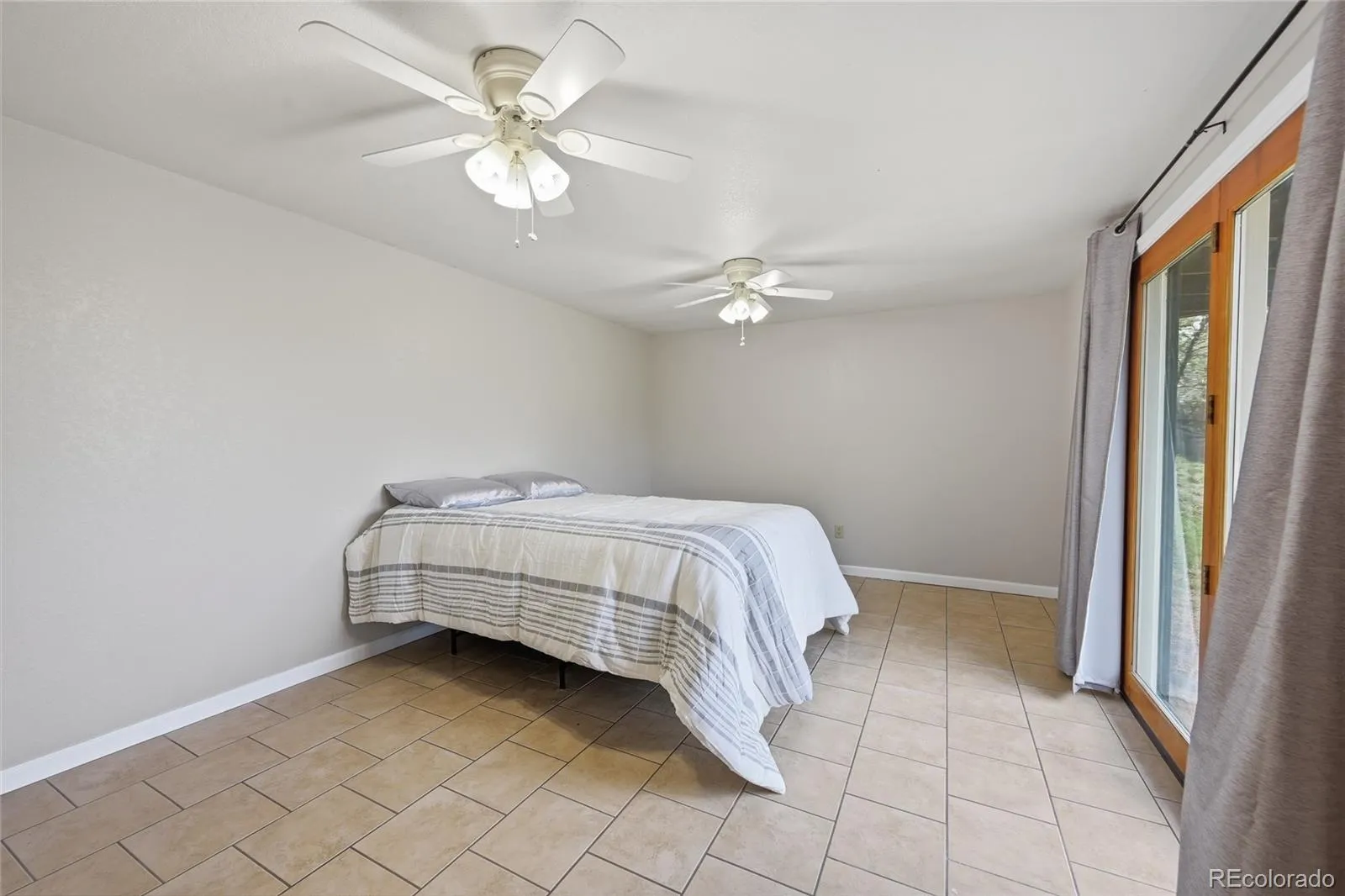 6930 Hillpoint Place Parker CO 80134 MLS #REC5449702 05202026151523 1600 26