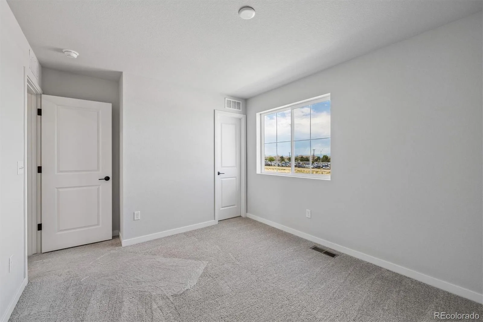 5784 N Indigo Rose Street Aurora CO 80019 | MLS #REC5453823 08112026191204 1600 12