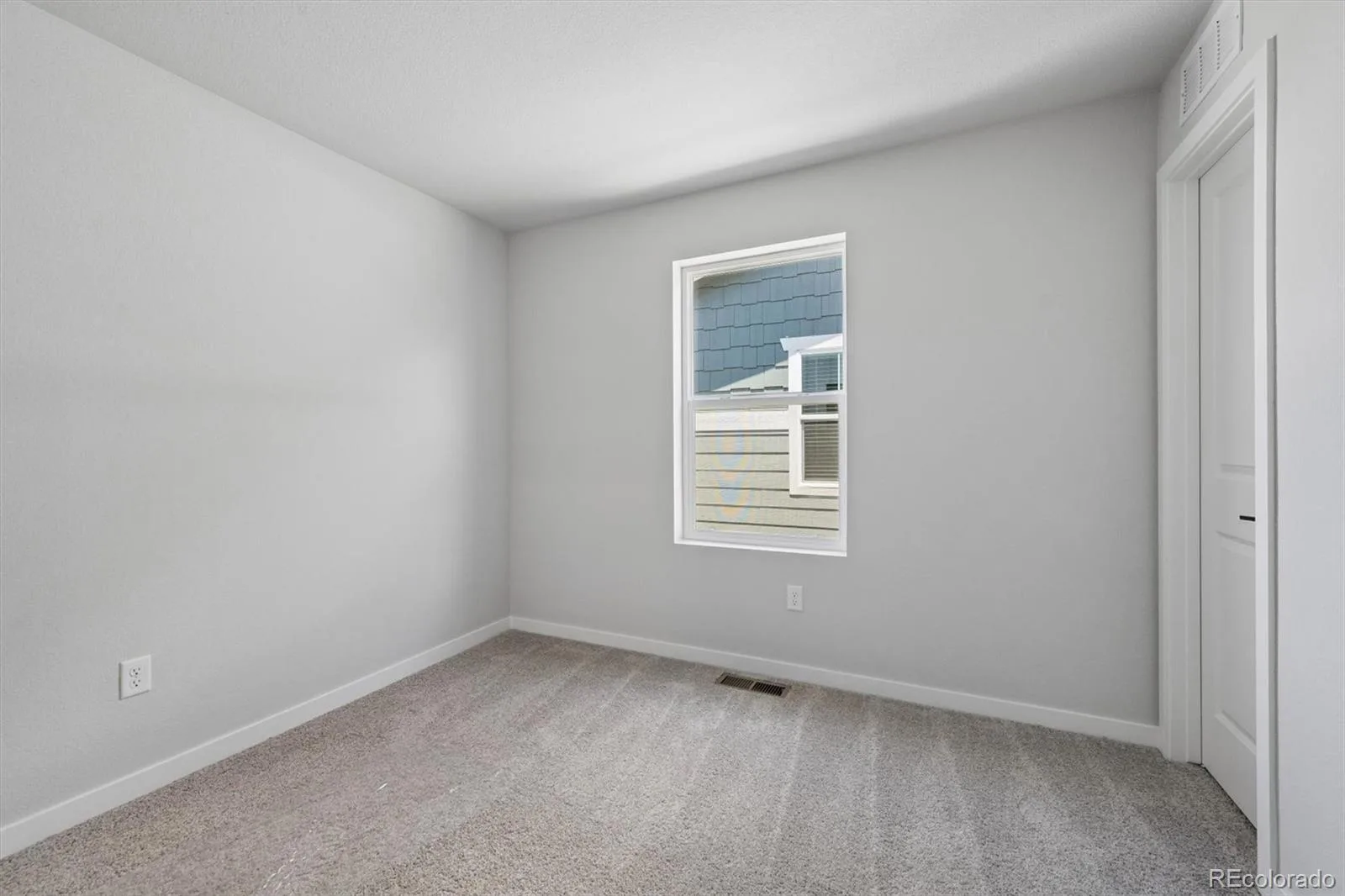 5784 N Indigo Rose Street Aurora CO 80019 | MLS #REC5453823 08112026191204 1600 15