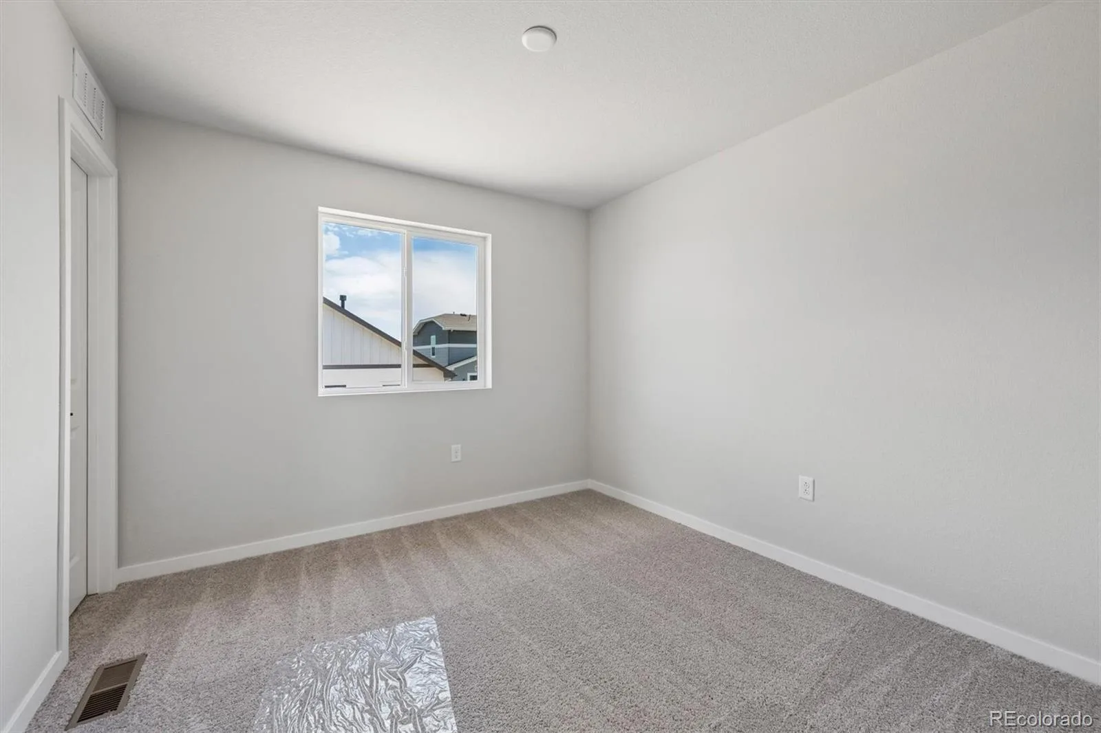 5784 N Indigo Rose Street Aurora CO 80019 | MLS #REC5453823 08112026191204 1600 16