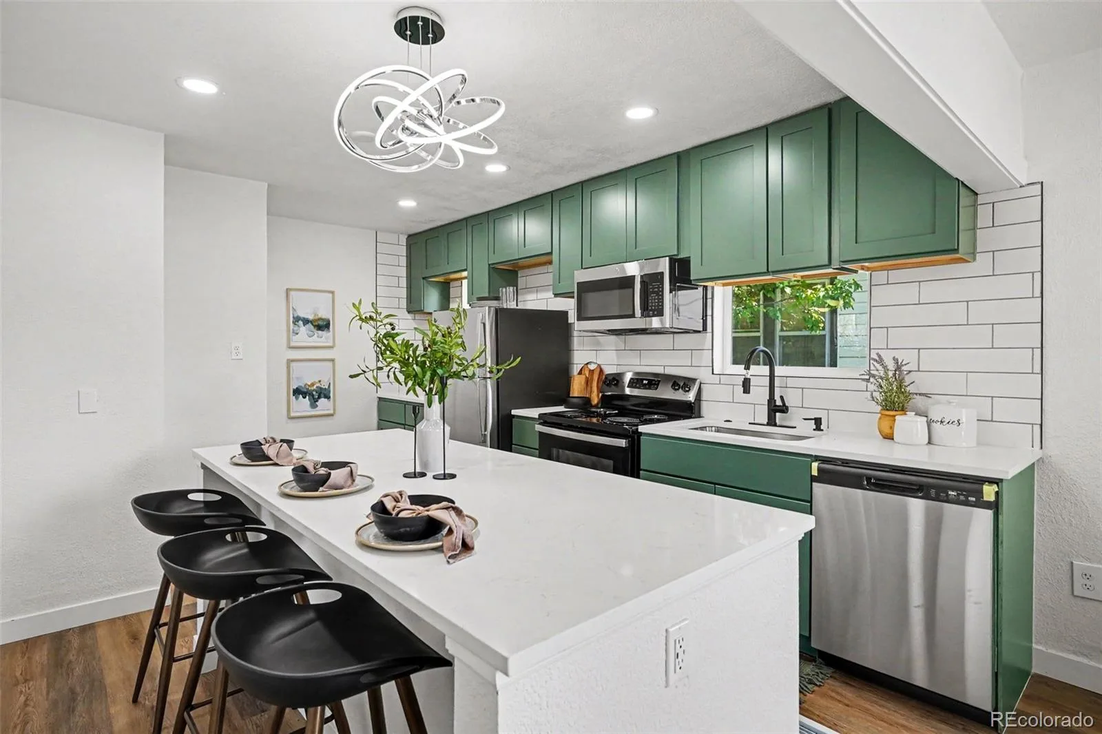 1926 Hanover Street Aurora CO 80010 | MLS #REC5454383 08142026213533 1600 4