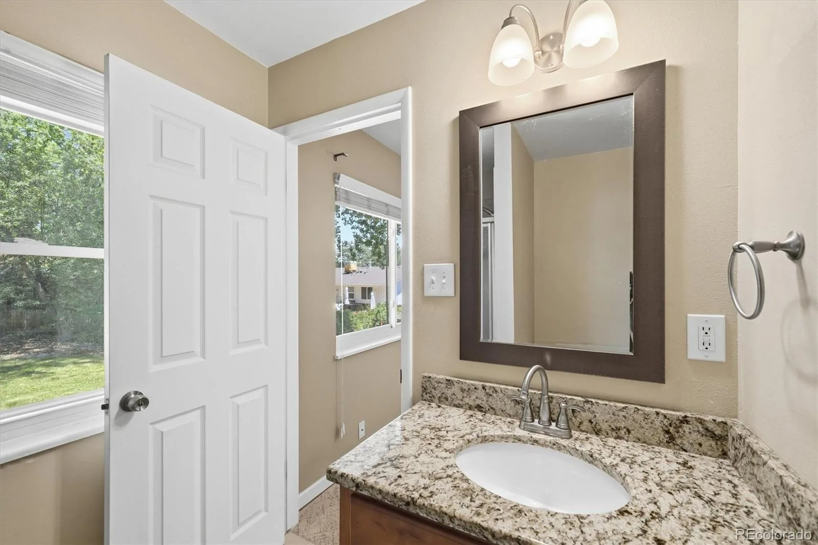 12941 W Montana Avenue Lakewood CO 80228 MLS #REC5456865 06172026212523 1600 19
