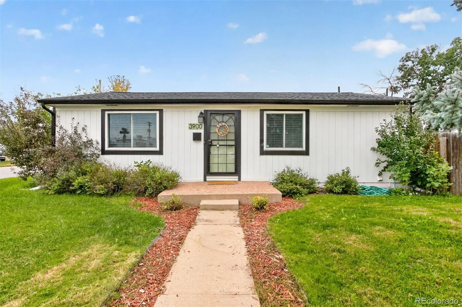 3900 S Inca Street Englewood CO 80110 | MLS #REC5458622 10012026162804 1600 1