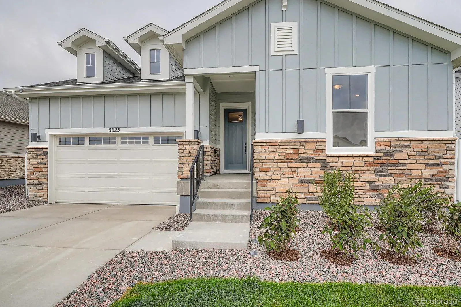 8925 S Riviera Way Aurora CO 80016 MLS #REC5464646 08012025014631 1600 2