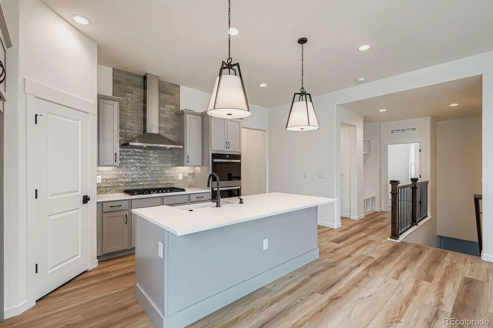 8925 S Riviera Way Aurora CO 80016 MLS #REC5464646 08012025014631 1600 9