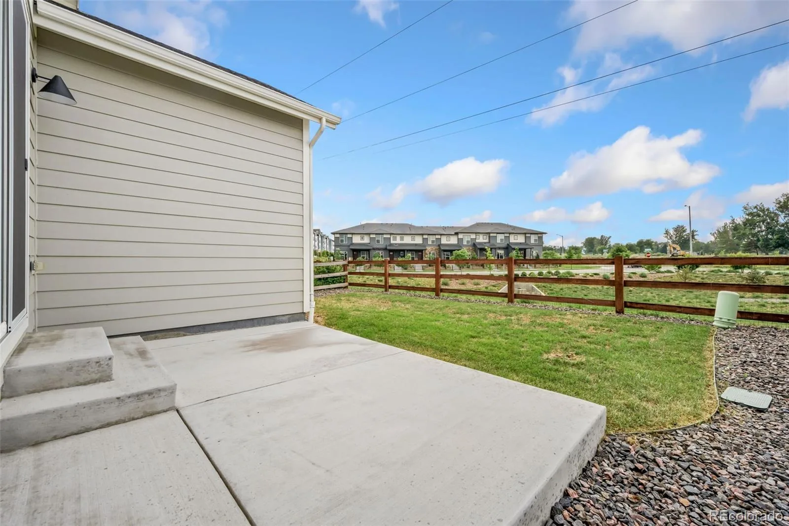 413 Overbrook Lane Longmont CO 80504 | MLS #REC5467961 08062026215116 1600 25