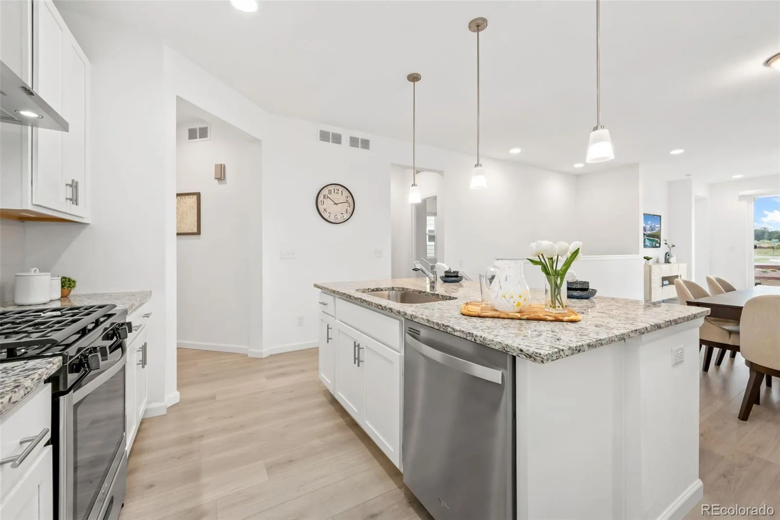 413 Overbrook Lane Longmont CO 80504 | MLS #REC5467961 08062026215116 1600 7