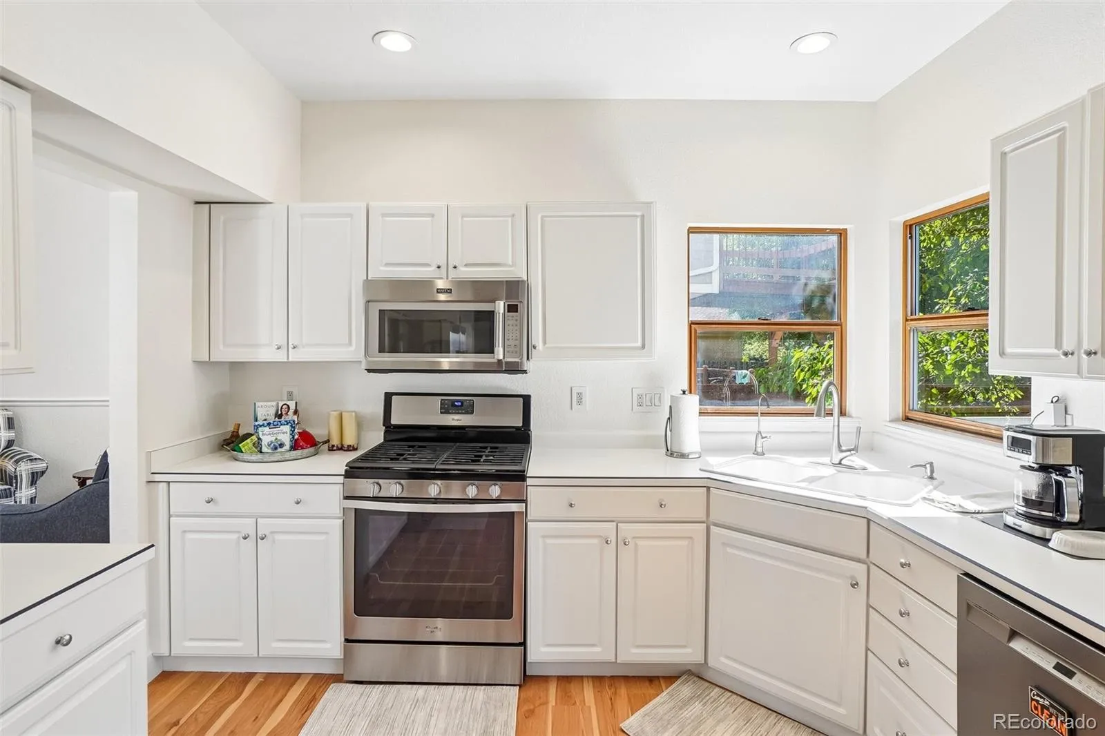15860 W 66th Place Arvada CO 80007 MLS #REC5468897 05282026140849 1600 13