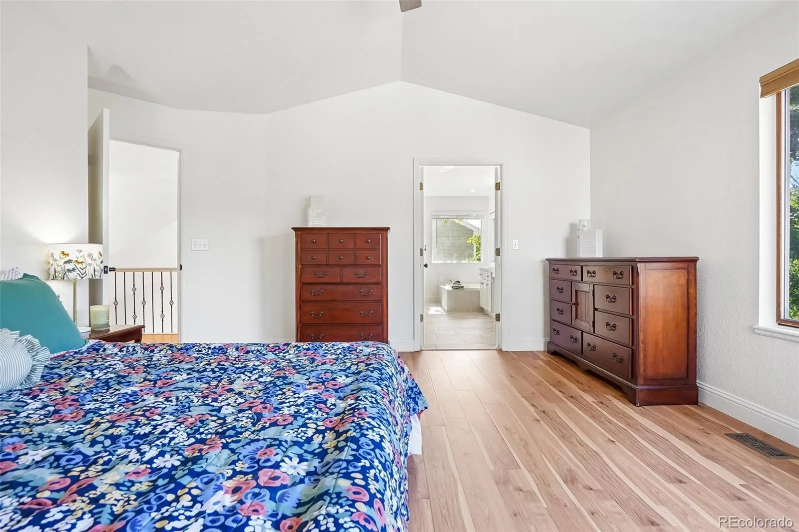 15860 W 66th Place Arvada CO 80007 MLS #REC5468897 05282026140849 1600 30