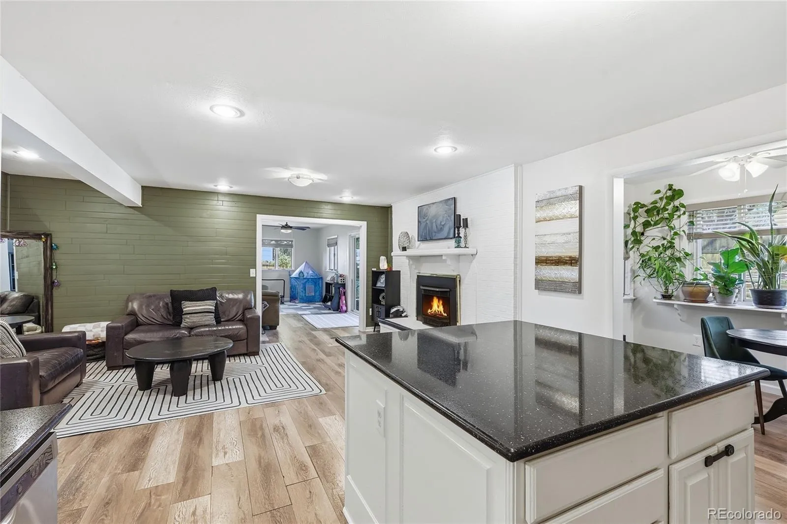 04152026175003 1600 13