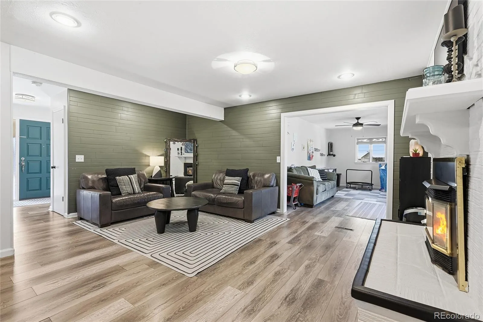 04152026175003 1600 14