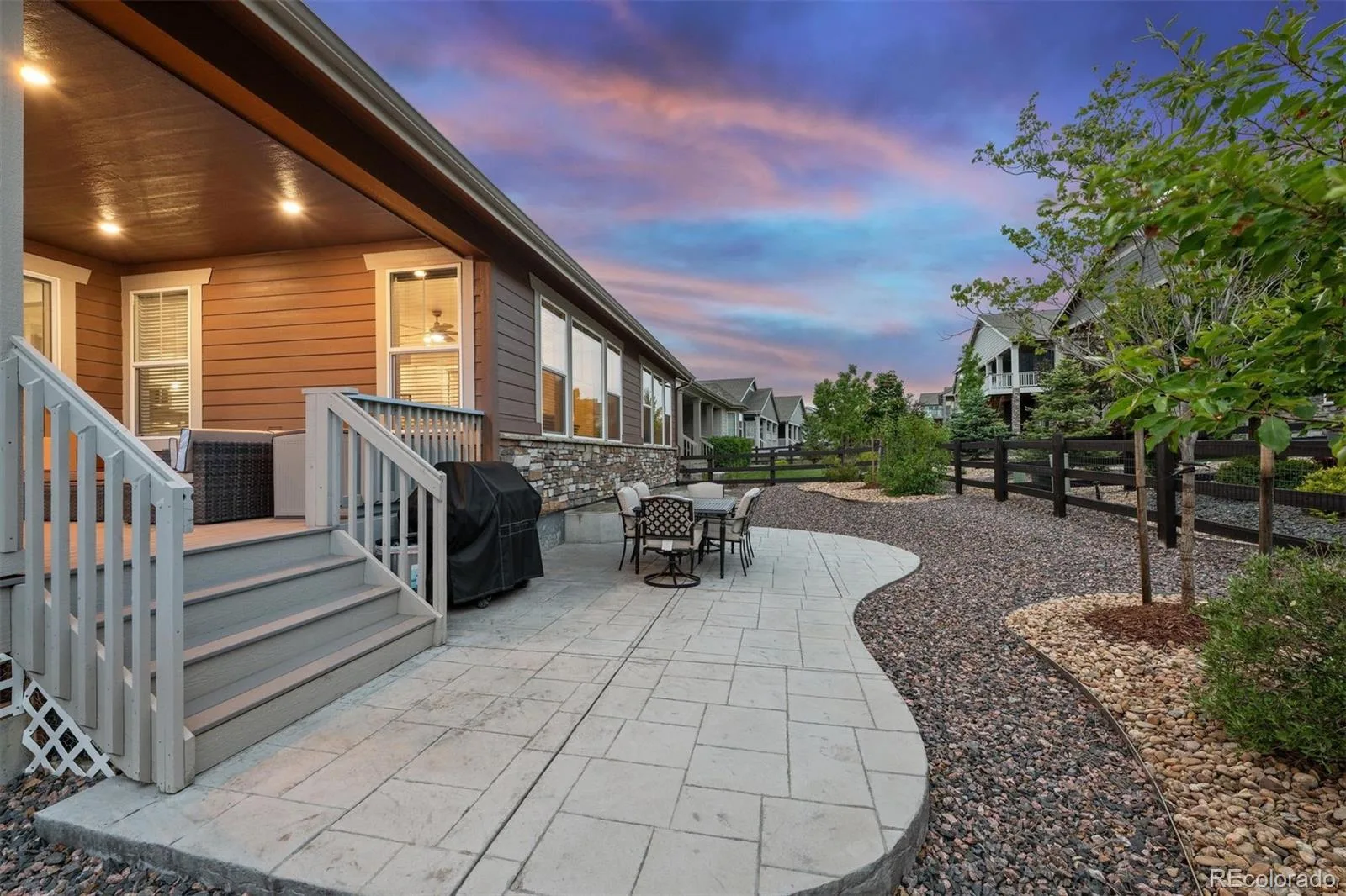 8801 S Ukraine Court Aurora CO 80016 MLS #REC5470505 05292026213838 1600 28