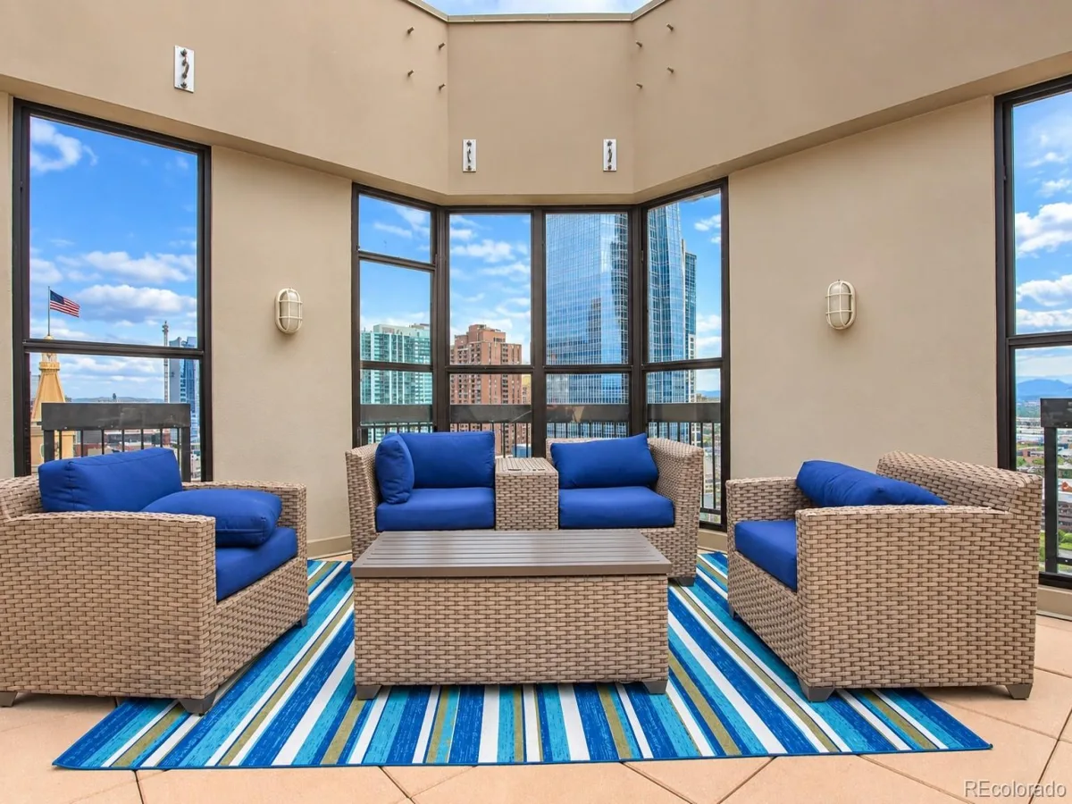 1625 Larimer Street #3202 Denver CO 80202 | MLS #REC5471624 09262026011123 1200 24