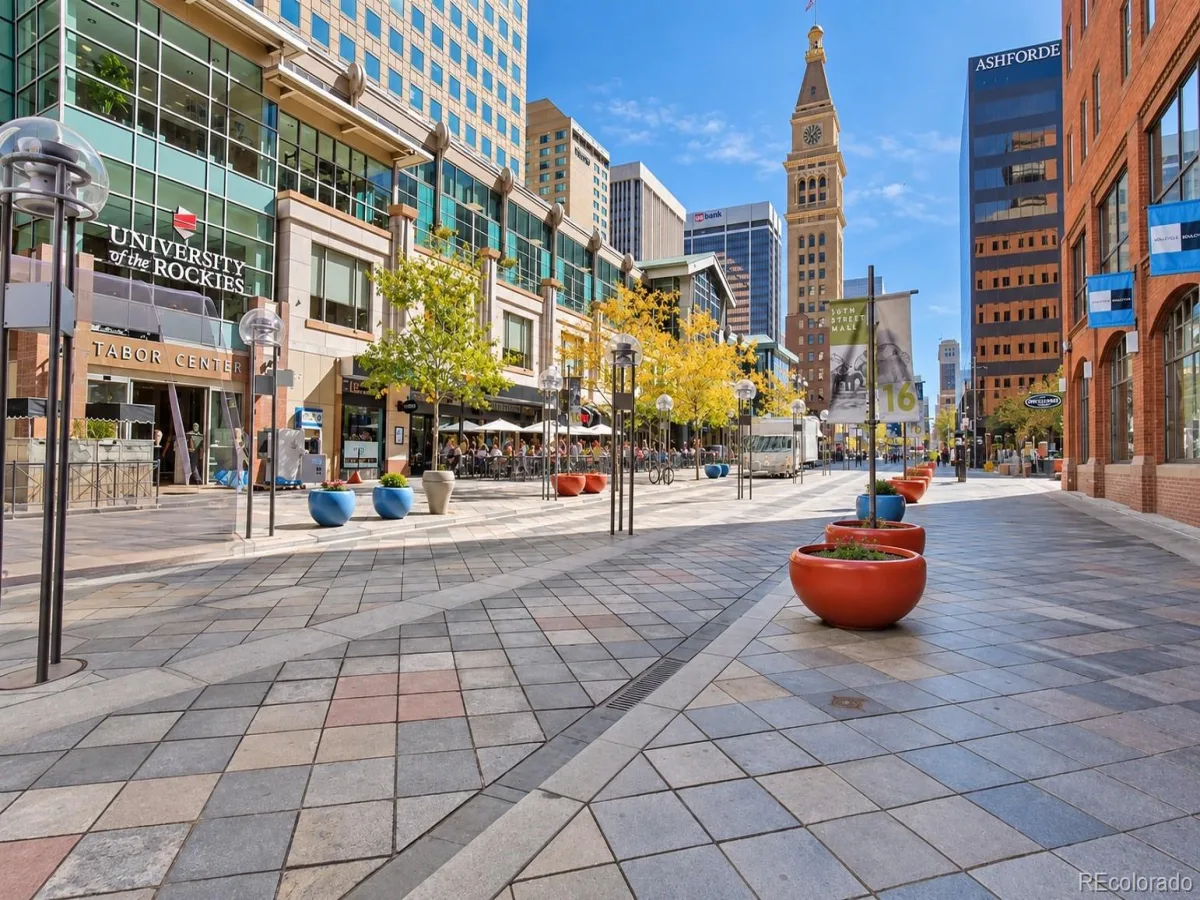 1625 Larimer Street #3202 Denver CO 80202 | MLS #REC5471624 09262026011123 1200 32
