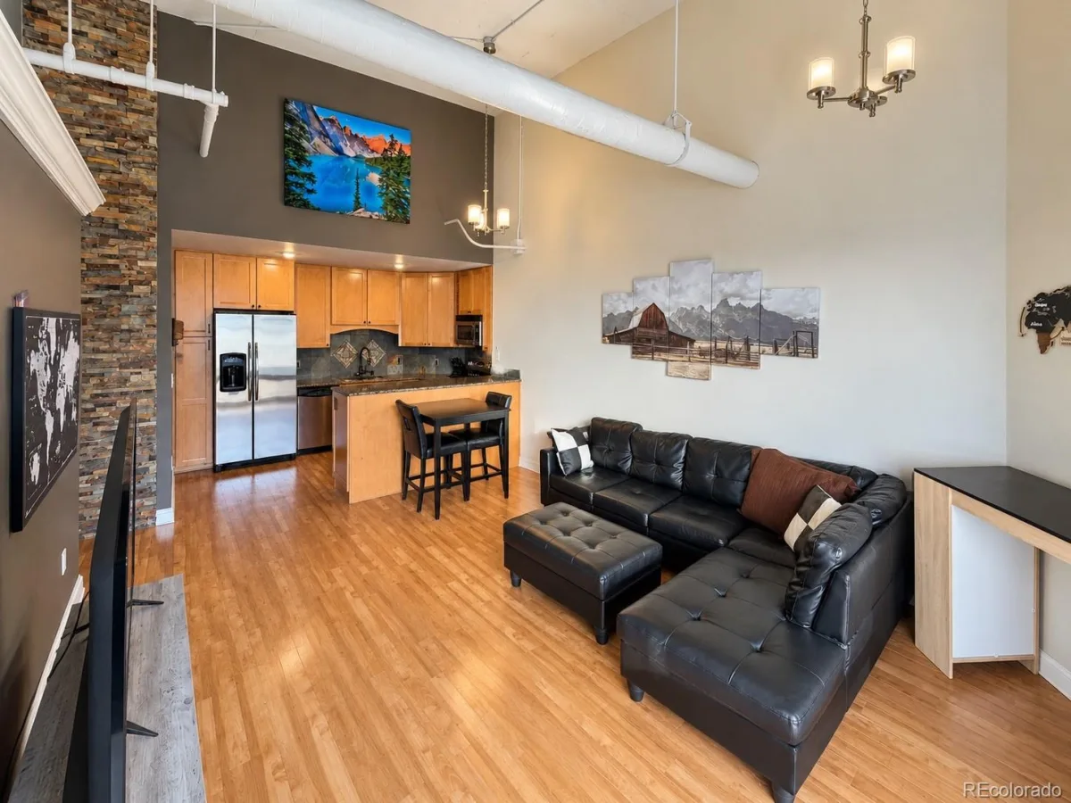 1625 Larimer Street #3202 Denver CO 80202 | MLS #REC5471624 09262026011123 1200 9