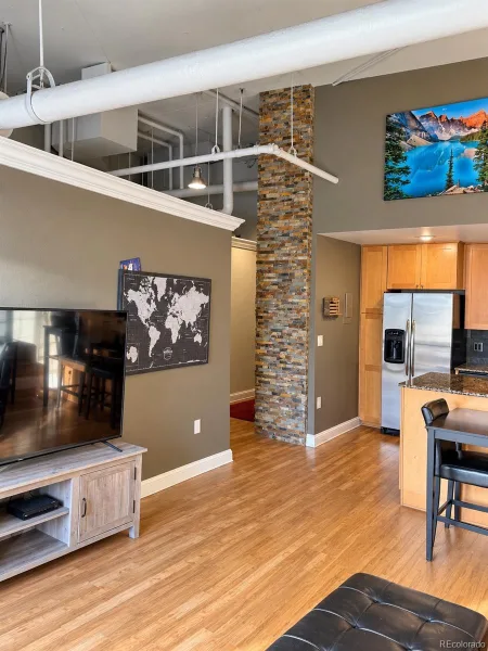 1625 Larimer Street #3202 Denver CO 80202 | MLS #REC5471624 09262026011123 800 12