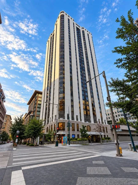 1625 Larimer Street #3202 Denver CO 80202 | MLS #REC5471624 09262026011123 800 19
