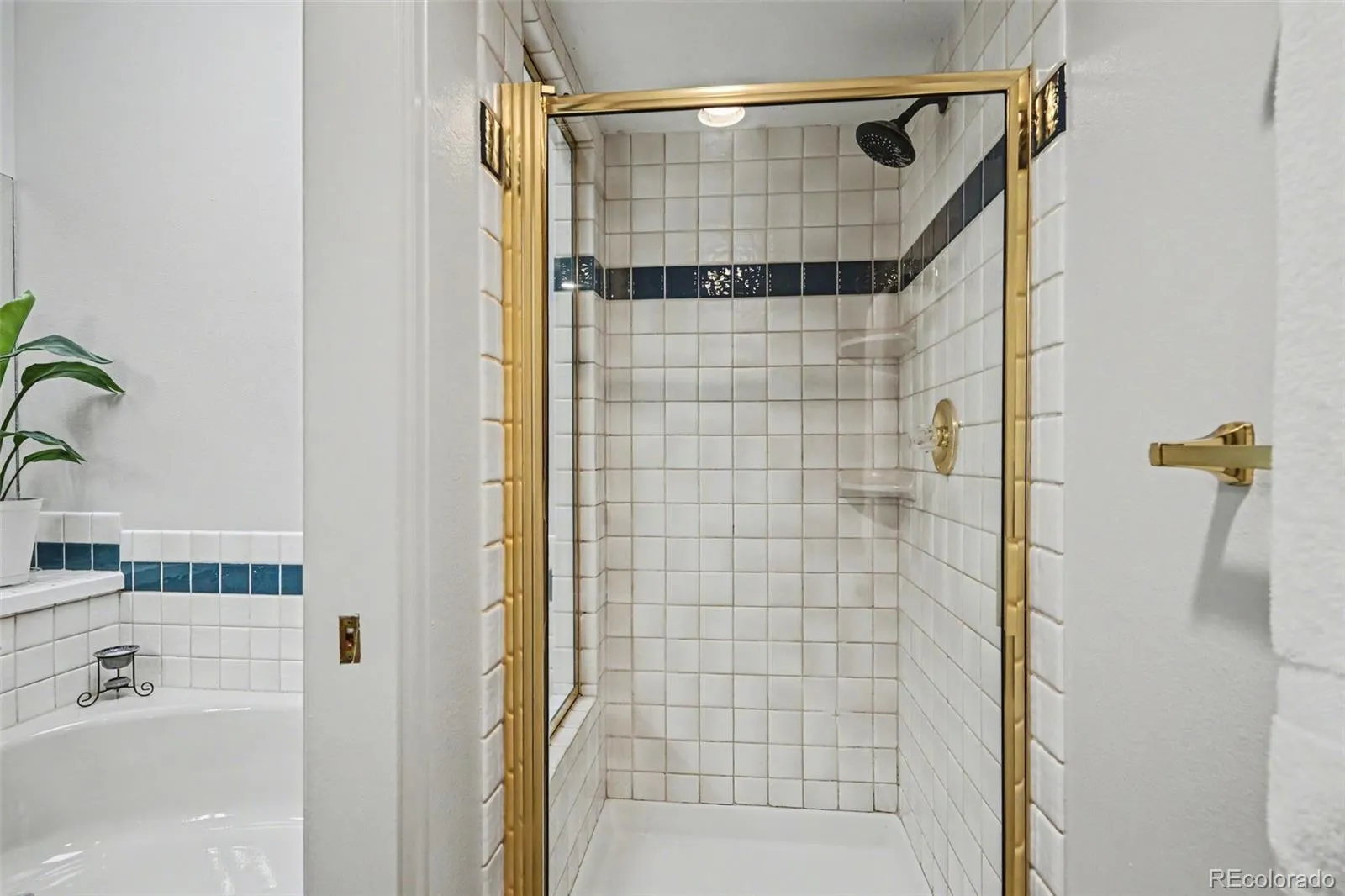 04112026015342 1600 15