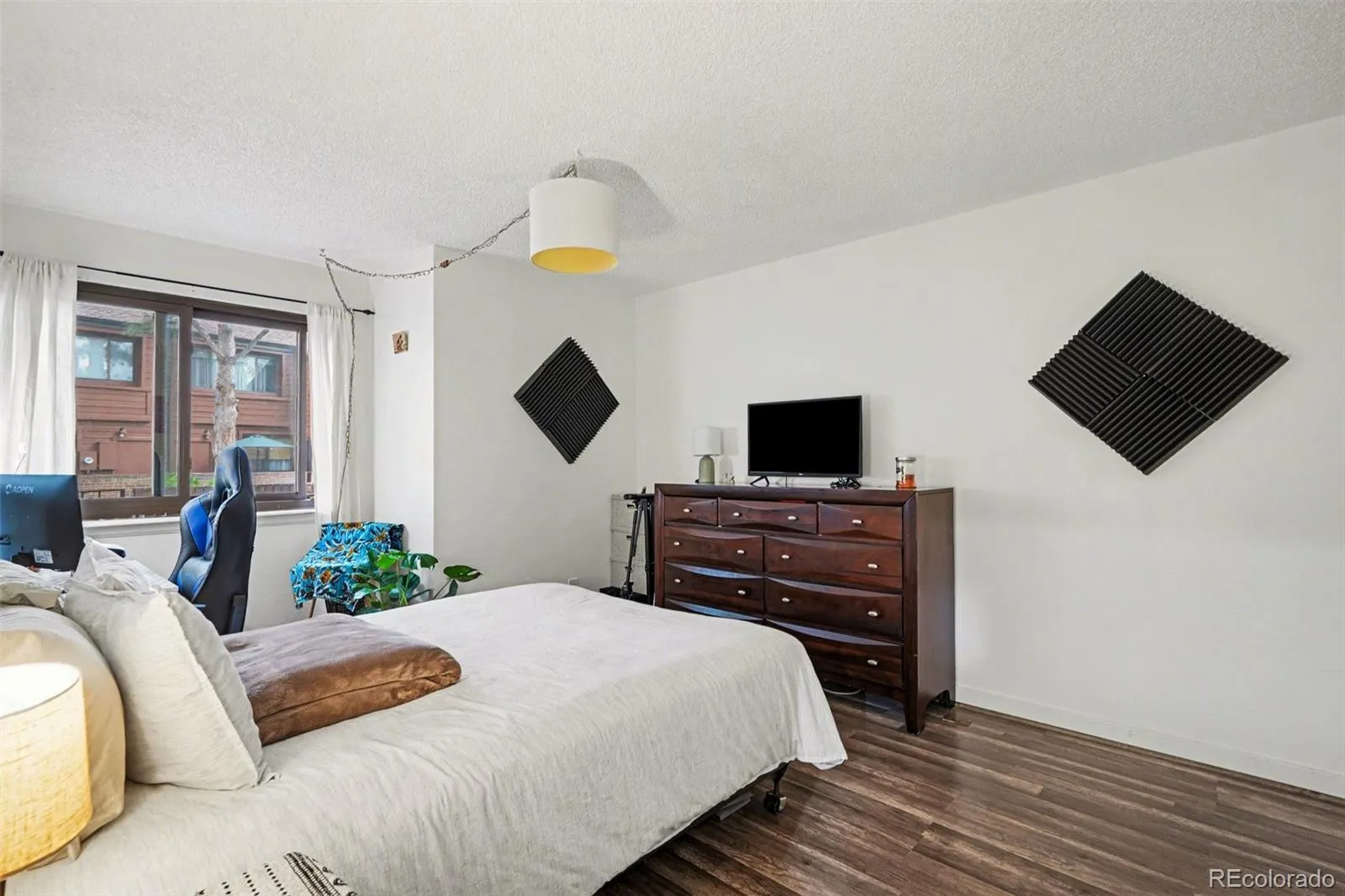 04112026015342 1600 9