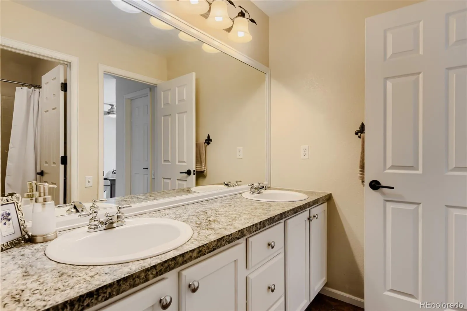 3897 Mallard Lane Highlands Ranch CO 80126 MLS #REC5473255 05232026094608 1600 24