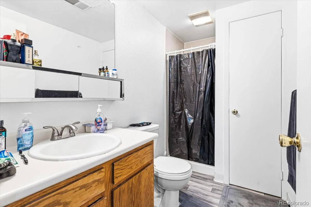 985-995 S Yukon Street Lakewood CO 80226 | MLS #REC5474400 06302026184027 1200 16