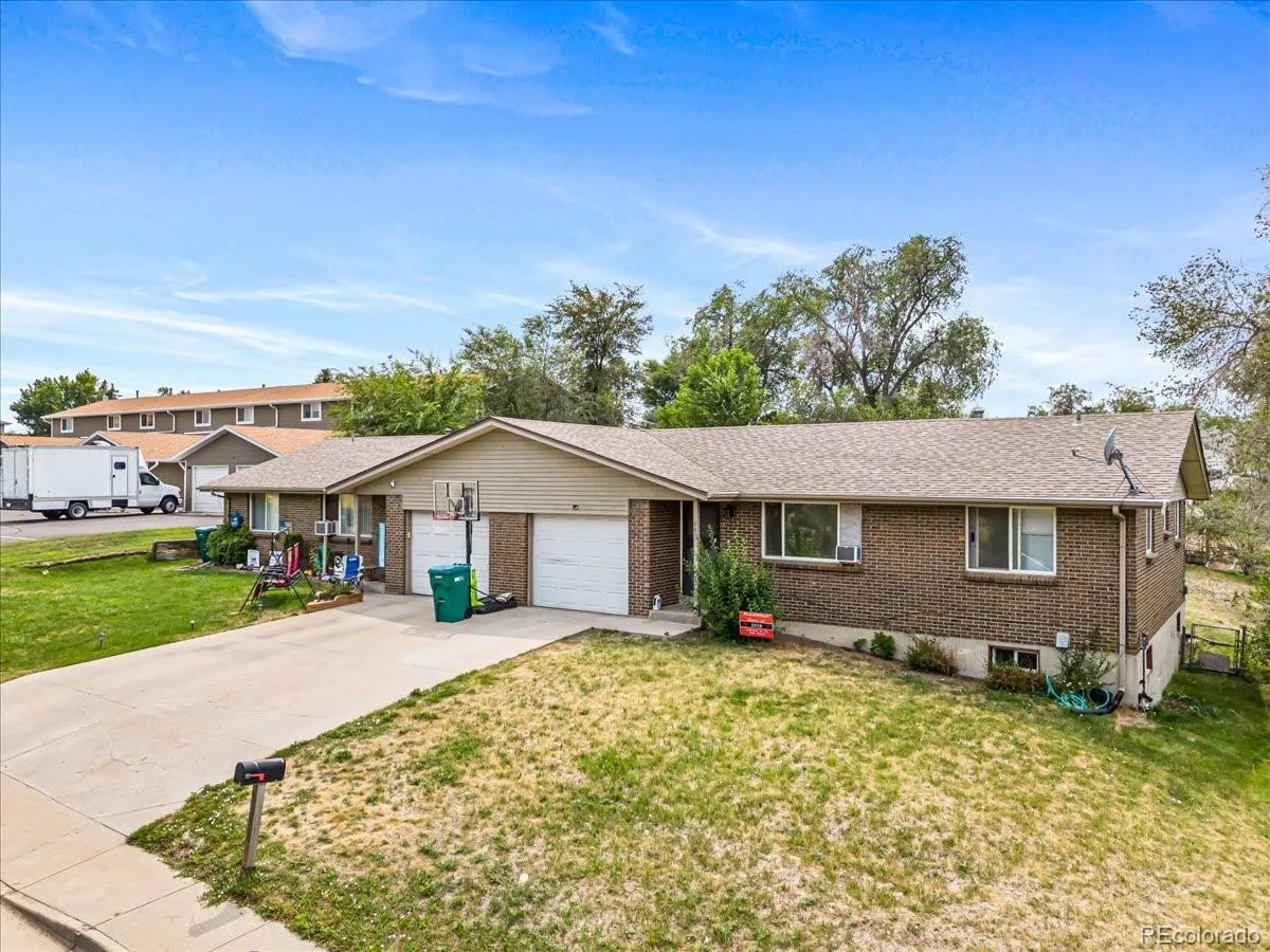 985-995 S Yukon Street Lakewood CO 80226 | MLS #REC5474400 06302026184027 1200 32