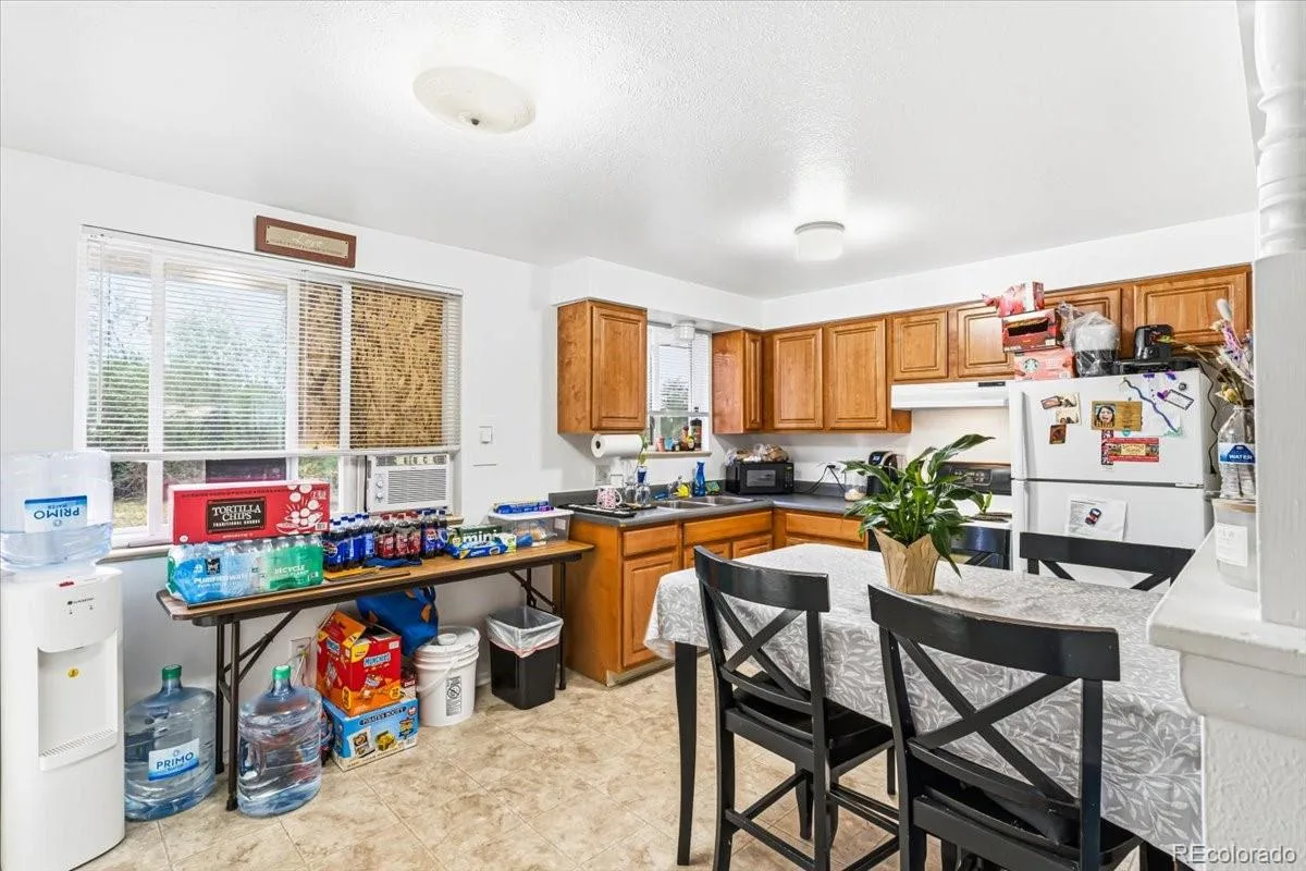 985-995 S Yukon Street Lakewood CO 80226 | MLS #REC5474400 06302026184027 1200 5