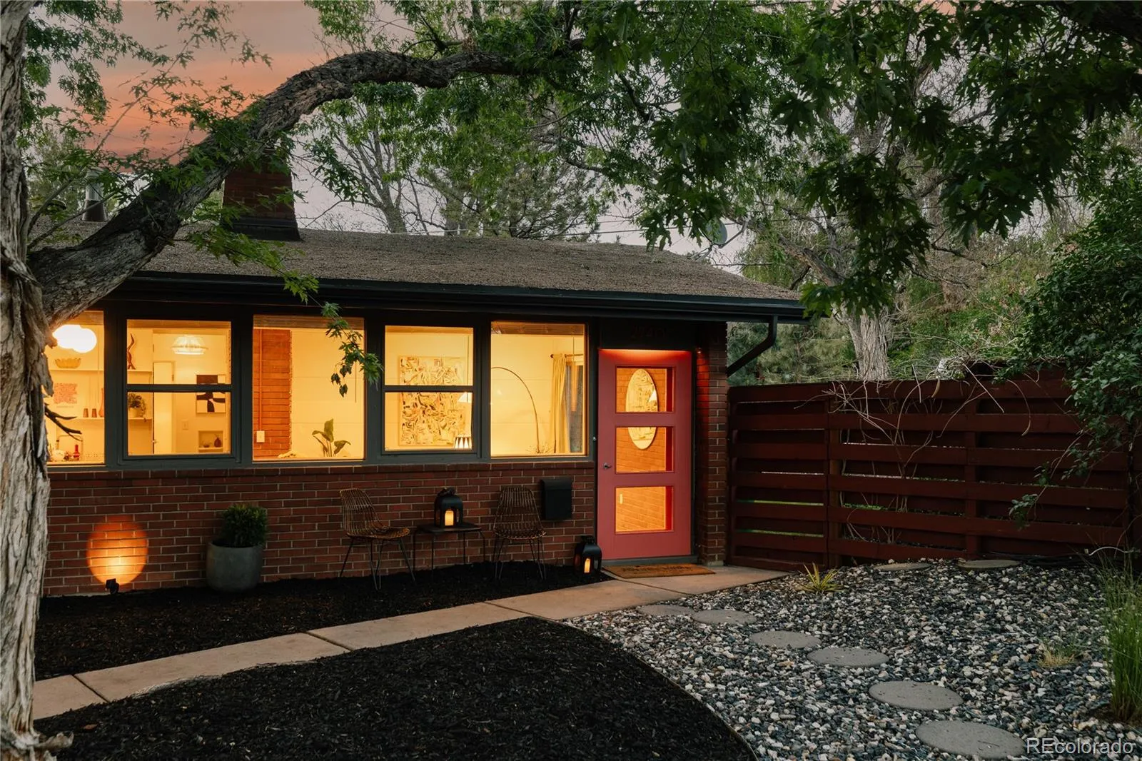 2940 S Marion Street Englewood CO 80113 MLS #REC5474958 05122026161359 1600 39