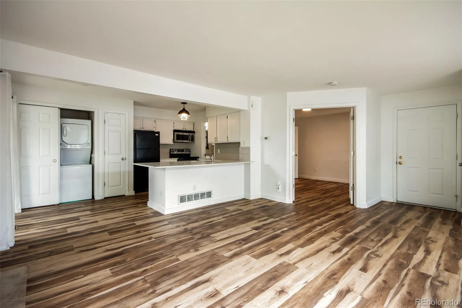 13722 E Lehigh Avenue #E Aurora CO 80014 MLS #REC5476322 05112026152856 1600 26