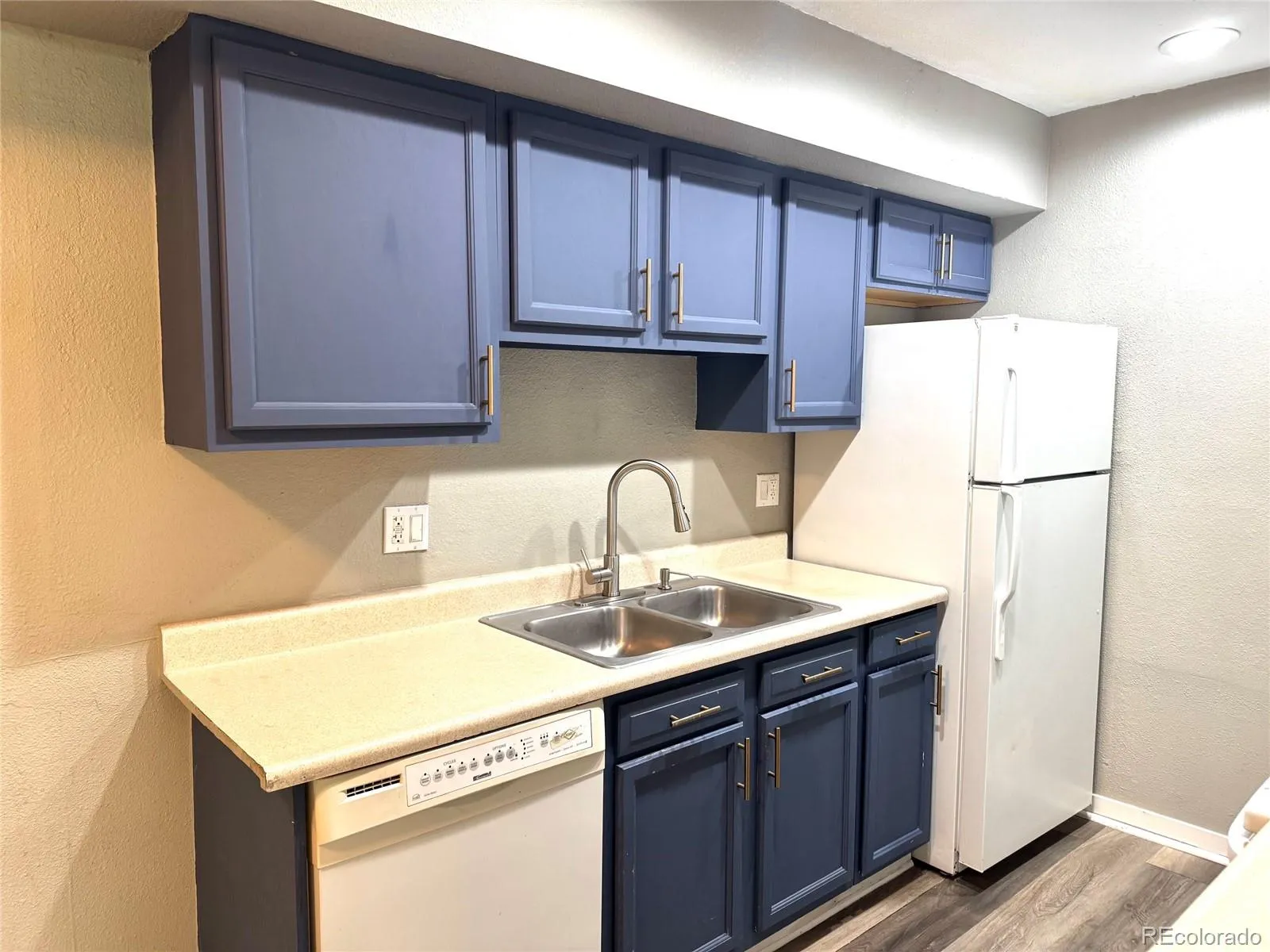 10211 Ura Lane #4-107 Thornton CO 80260 MLS #REC5478106 05212026184415 1600 4